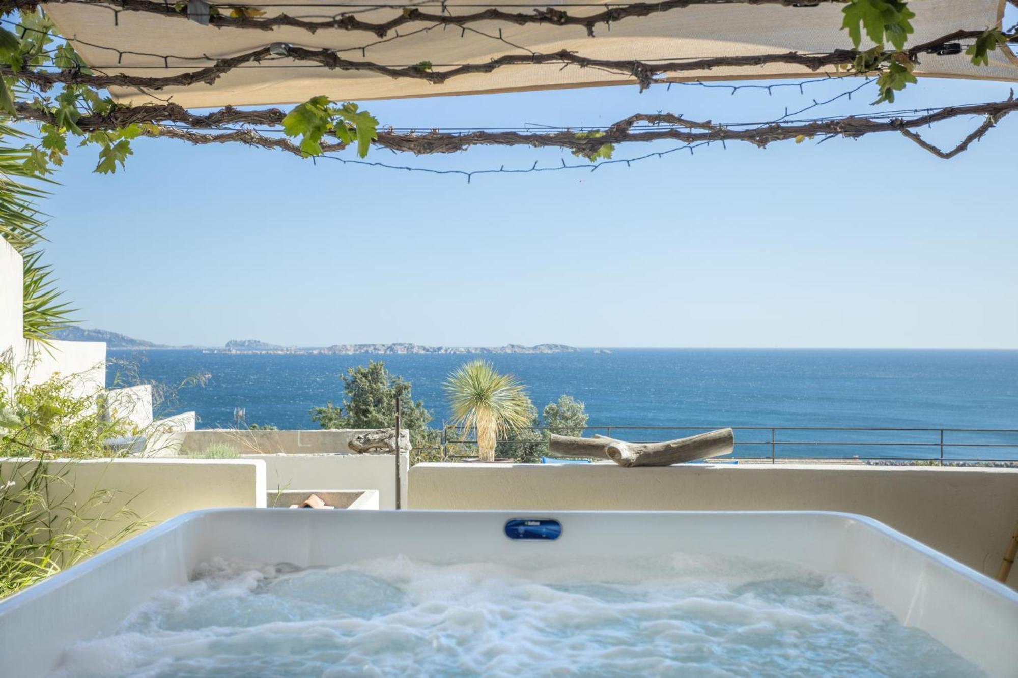Les Suites Love 3 Spa Vue Mer Piscine Marseille Eksteriør bilde