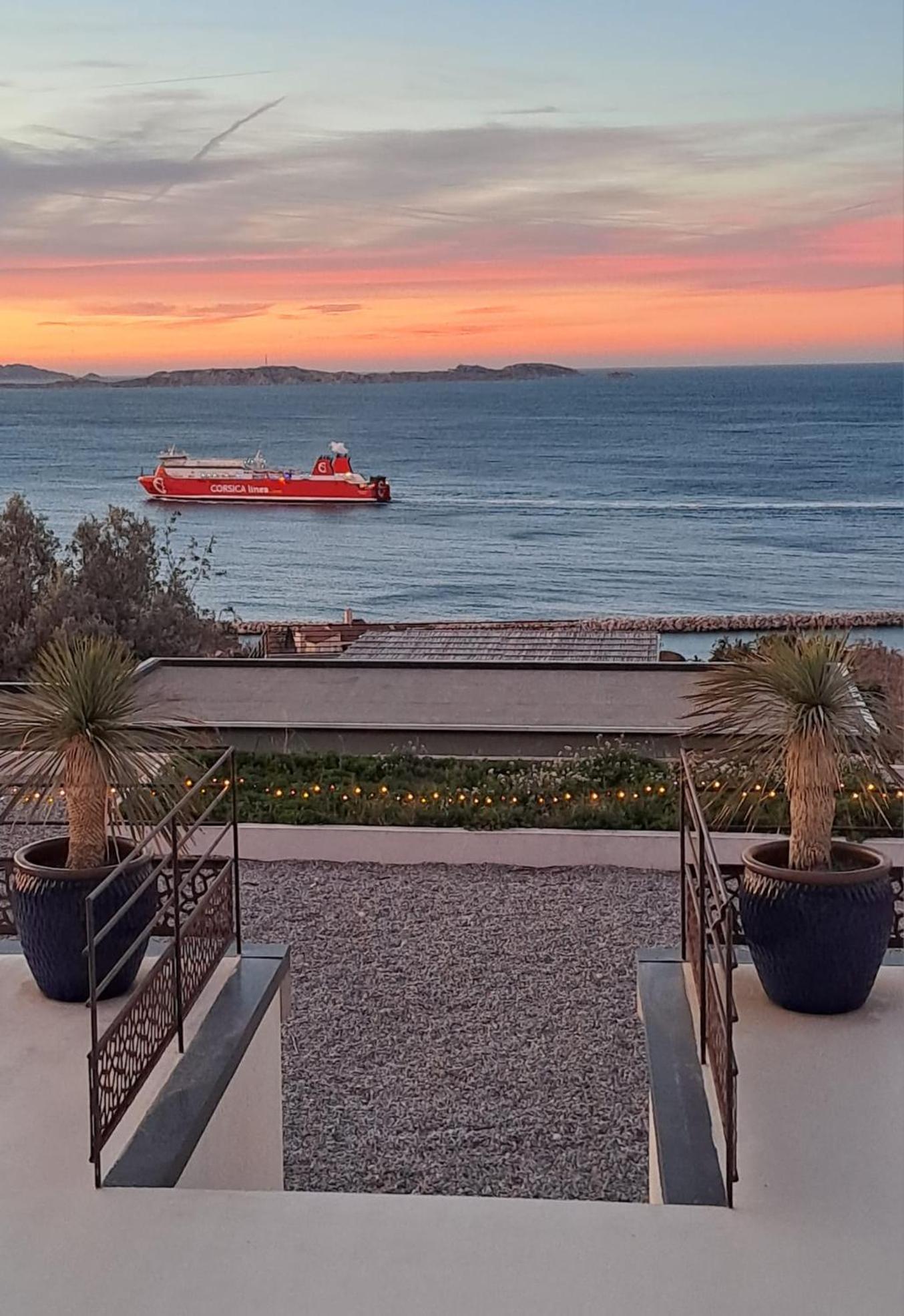 Les Suites Love 3 Spa Vue Mer Piscine Marseille Eksteriør bilde